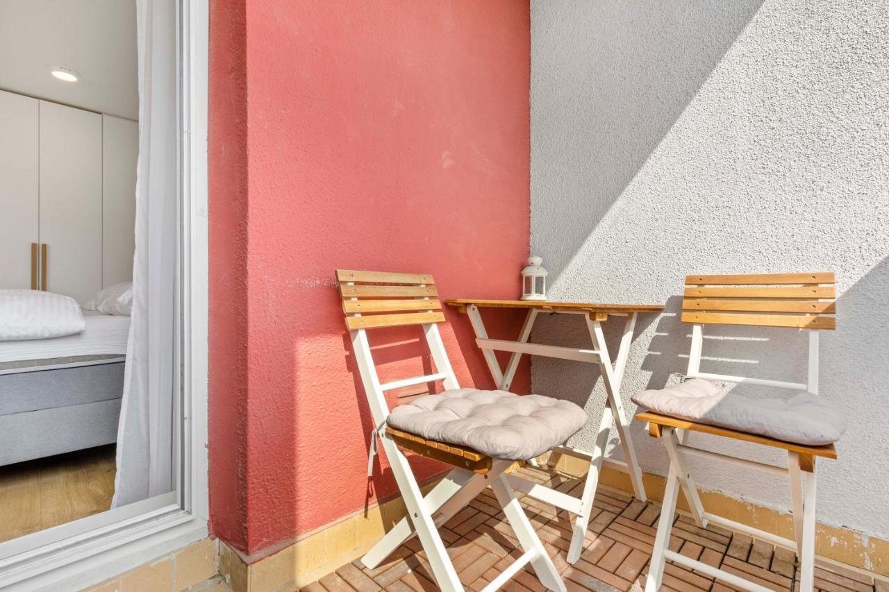 Lam Concrete - Ac - Balcony Lejlighed Bratislava Eksteriør billede